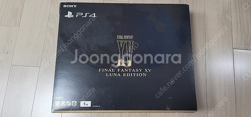 PS4 슬림 파이널판타지 루나에디션 9.00 1TB 팝니다.--0